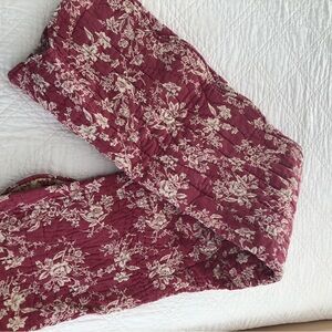 EUC Burgundy Floral Design Quilt - Throw - Reversible with Channel Stitching